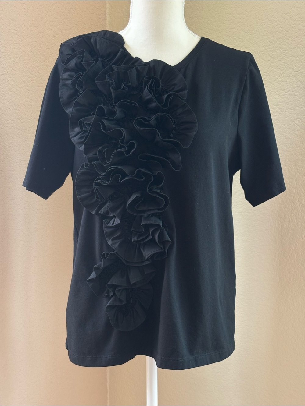 Chico's Black Women's Ruffle Front Top Short-Sleeve